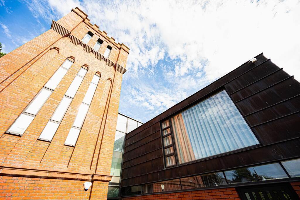 卡迪夫Luxury Water Tower I Roof Bar I Cinema别墅 外观 照片