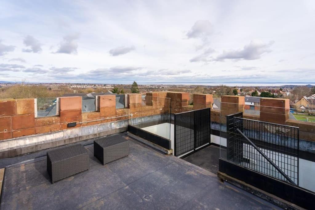 卡迪夫Luxury Water Tower I Roof Bar I Cinema别墅 外观 照片